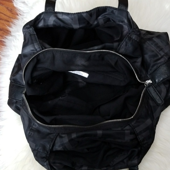 Kenneth Cole Reaction Purse - Picture 6 of 8